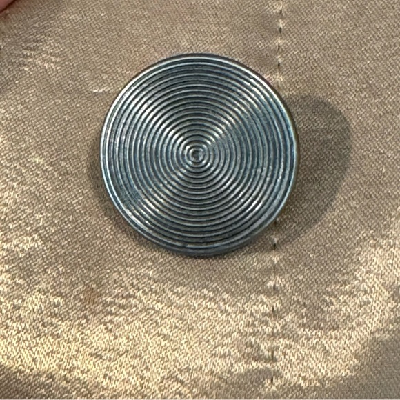 Chico's Full Button Front Jacket Blazer in Gold Champagne Metallic Satin - Picture 7 of 9